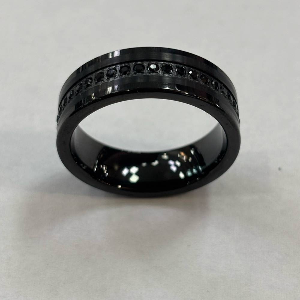 Black men’s tungsten ring with stones